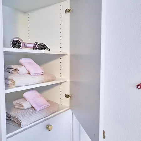 בית הארחה Tripple With Bathroom. Därligen