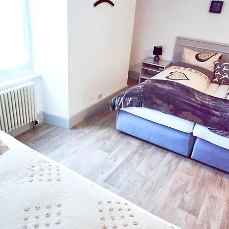 Tripple With Bathroom. בית הארחה 3*